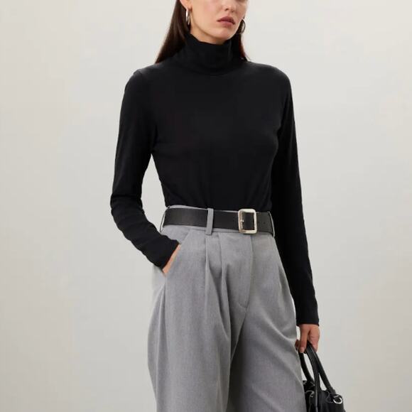 MAJESTIC FILATURES Black Soft Turtleneck MEDIUM Long Sleeve Basic Cashmere $165 - Picture 4 of 8